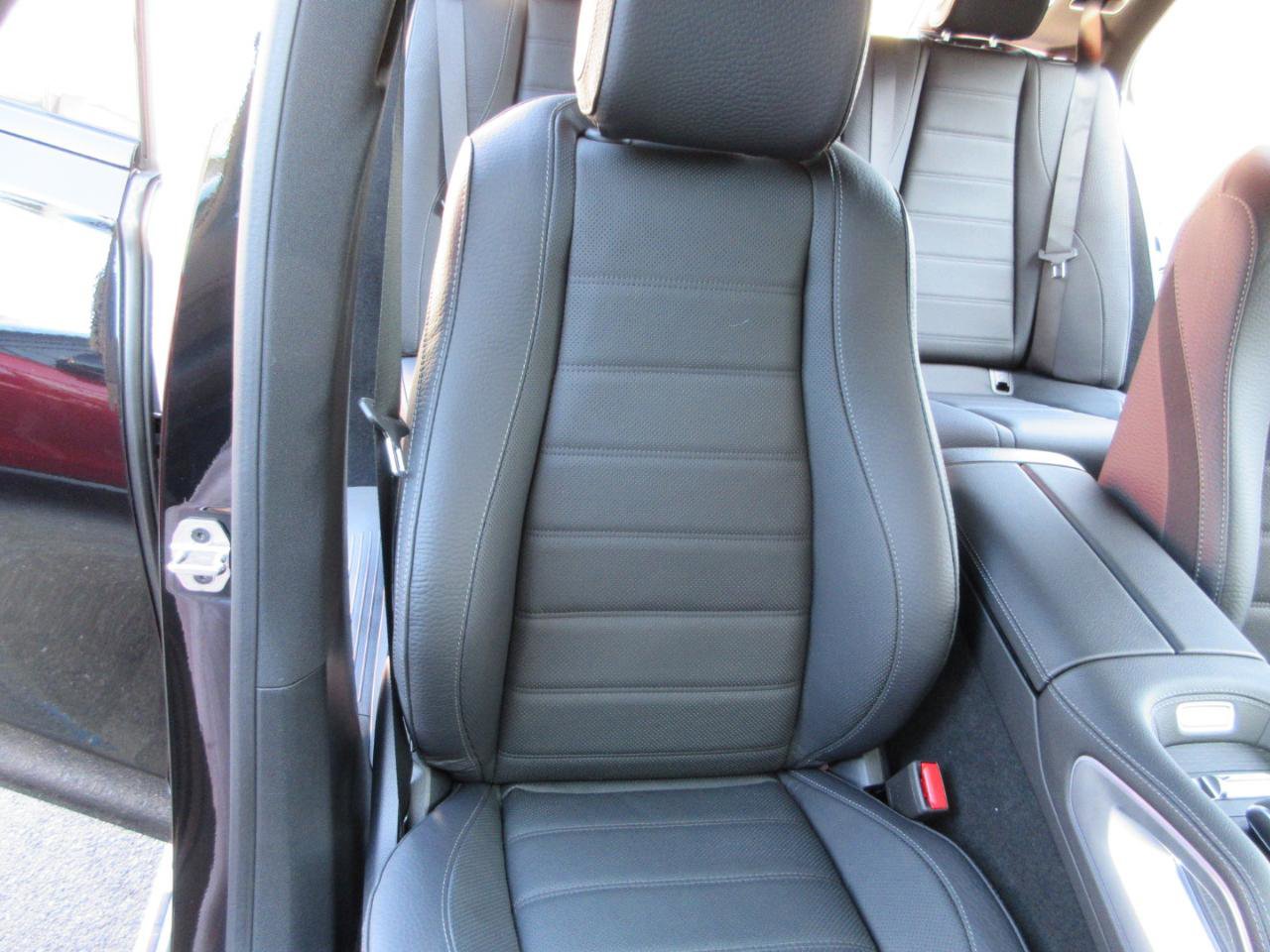 Used 2025 Mercedes-Benz GLE 580 4MATIC image 24