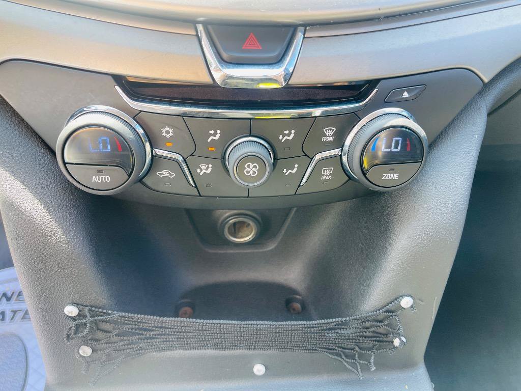 Used 2014 Chevrolet Caprice RWD image 25