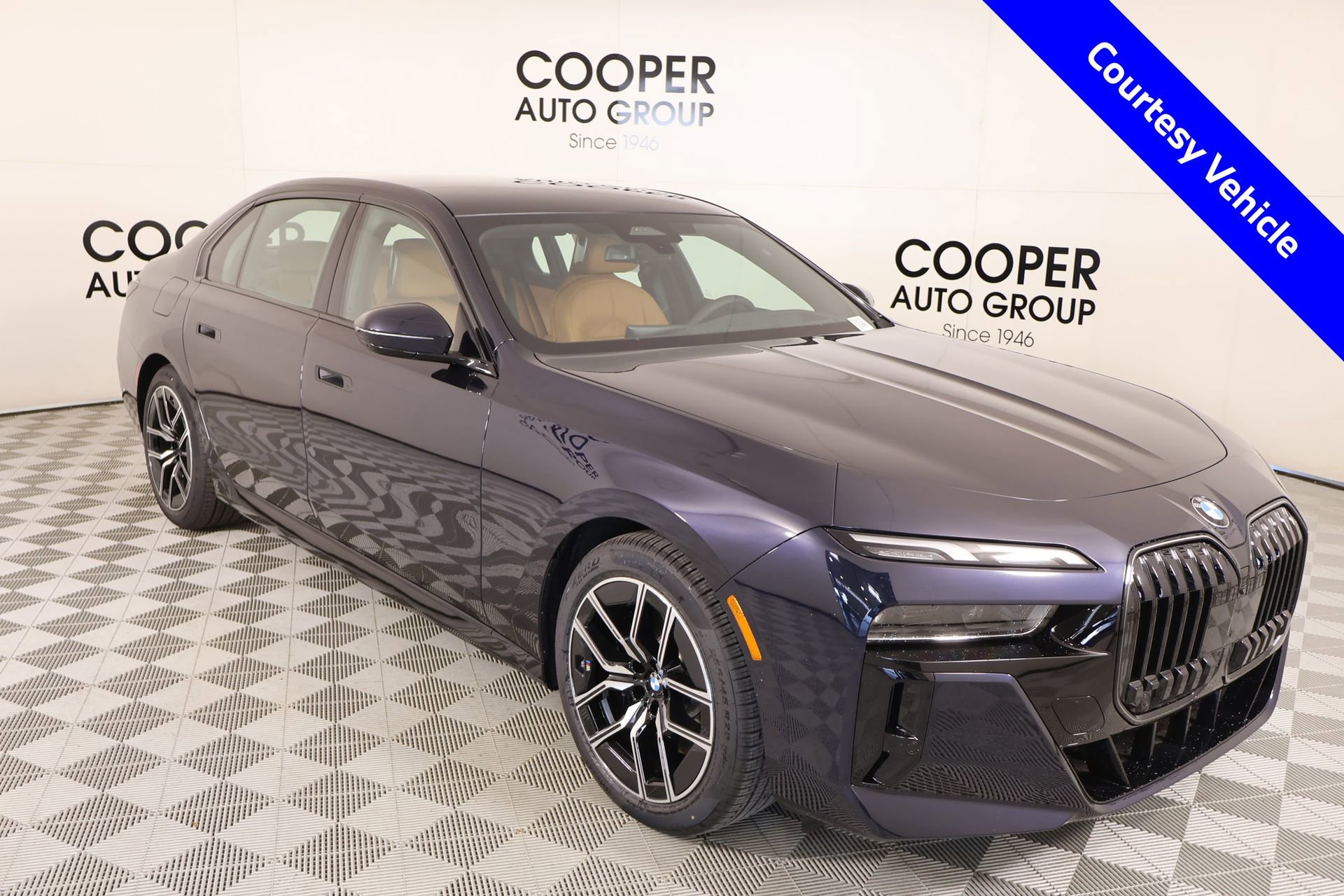 New 2026 BMW 740i xDrive w/ Premium Package AWD/4WD image 1