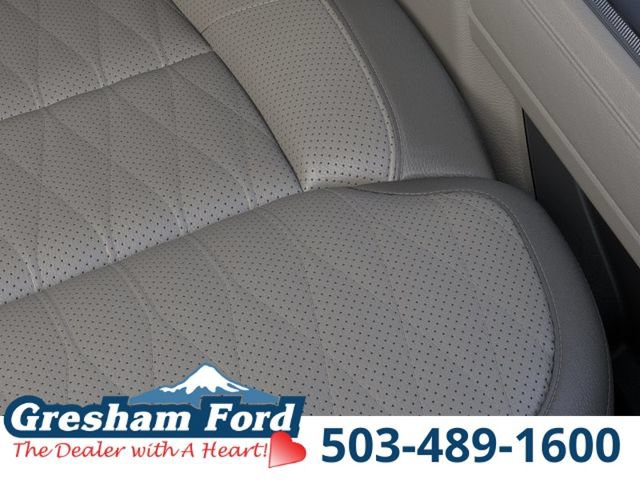 New 2026 Ford F250 Platinum w/ Platinum Plus Package AWD/4WD image 18