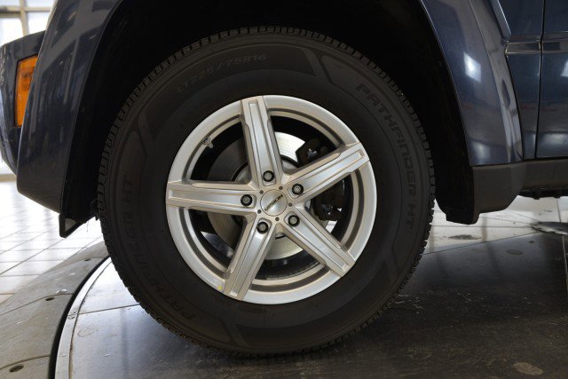 Used 2008 Jeep Liberty Sport w/ Popular Equipment Group image 36