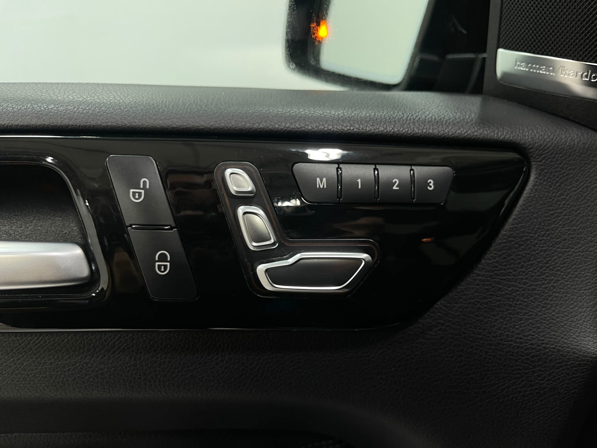 Used 2018 Mercedes-Benz GLS 450 4MATIC image 17