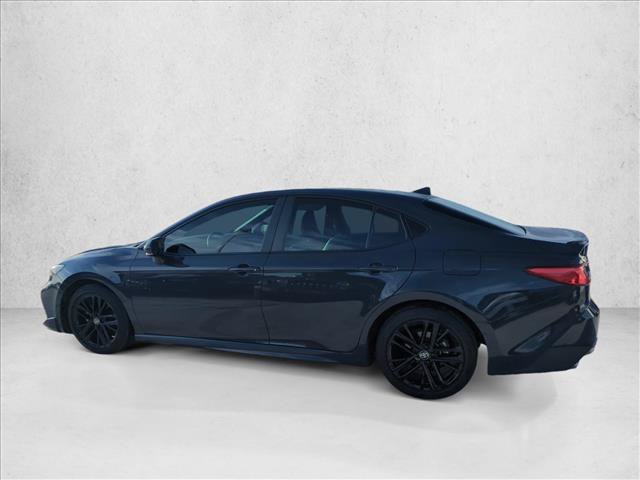Certified 2025 Toyota Camry SE FWD image 5