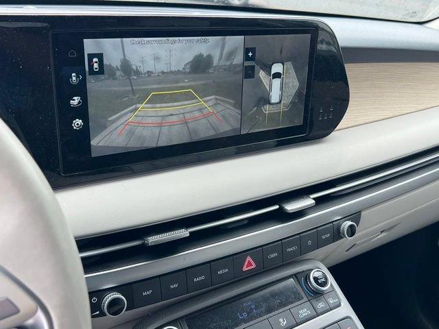 Used 2023 Hyundai Palisade Limited AWD/4WD image 17
