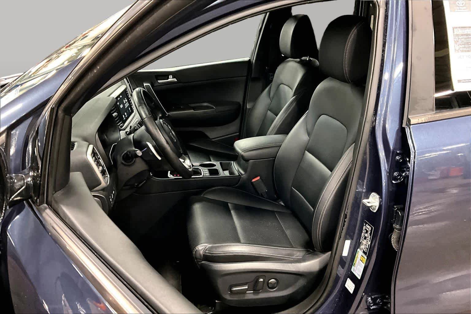 Used 2022 Kia Sportage Nightfall Edition AWD/4WD image 16