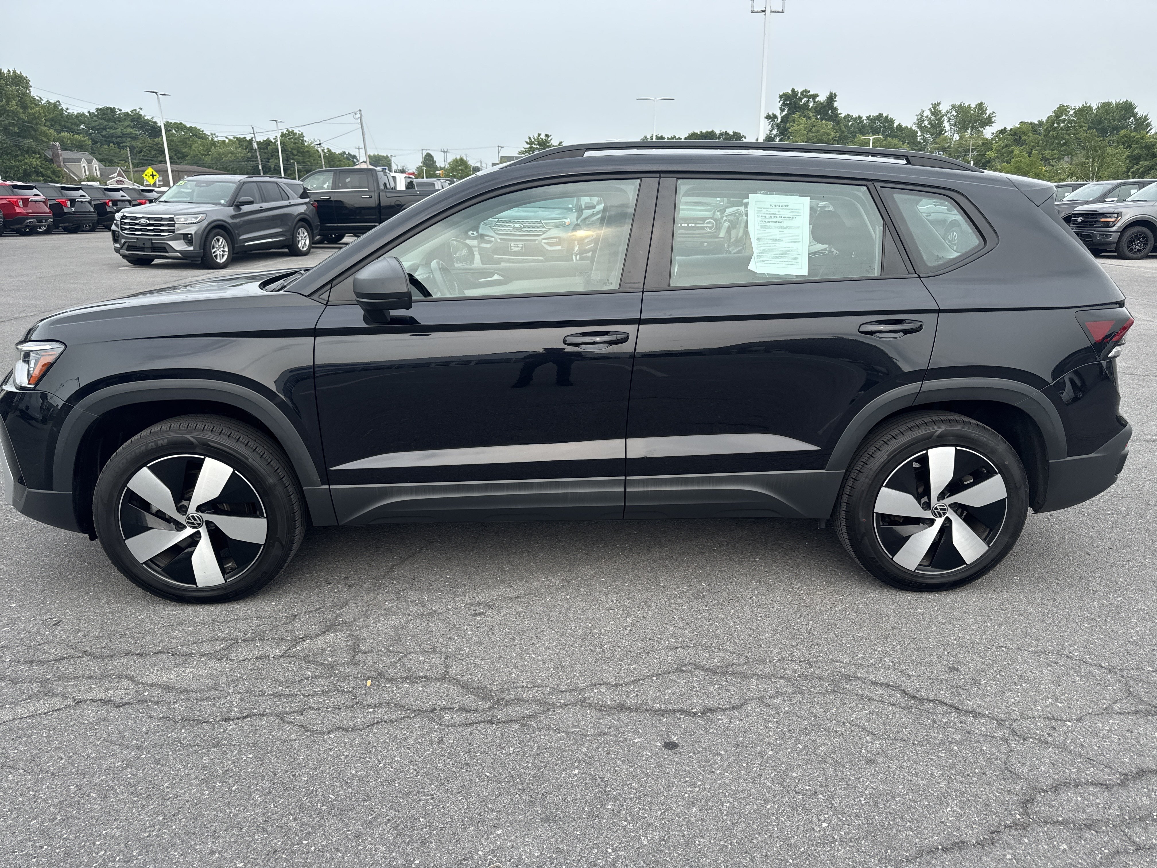 Used 2025 Volkswagen Taos S AWD/4WD image 7