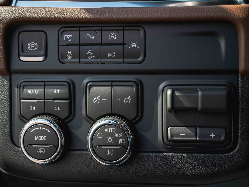 New 2026 Chevrolet Suburban High Country image 66