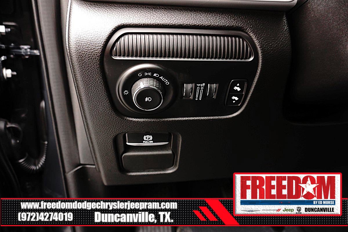 Certified 2023 Jeep Wagoneer 2WD w/ Convenience Group I image 25