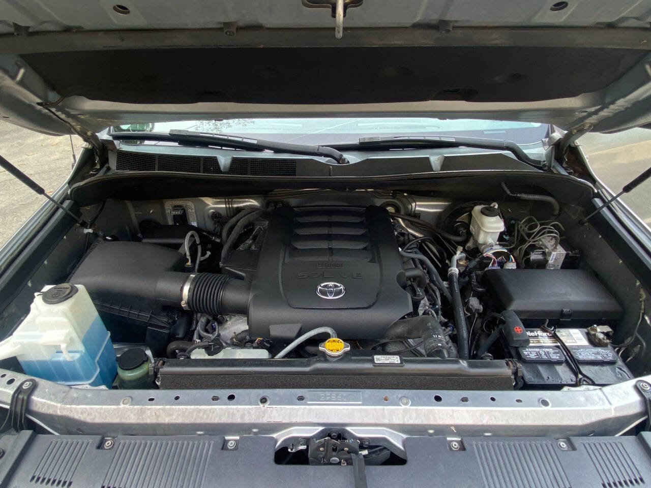 Used 2014 Toyota Tundra SR5 w/ SR5 Upgrade Package image 54