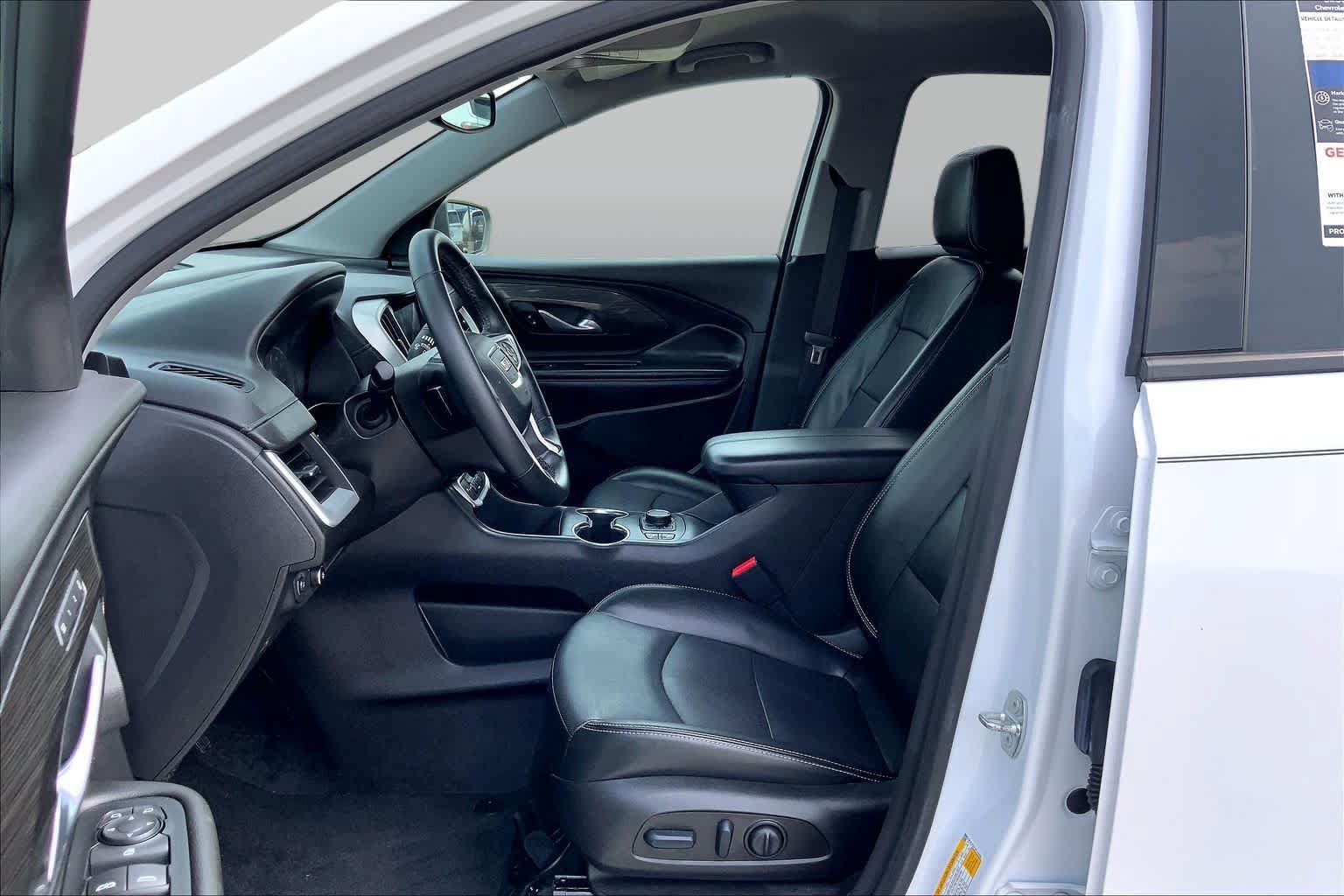 Certified 2023 GMC Terrain SLT w/ Elevation Edition FWD image 8