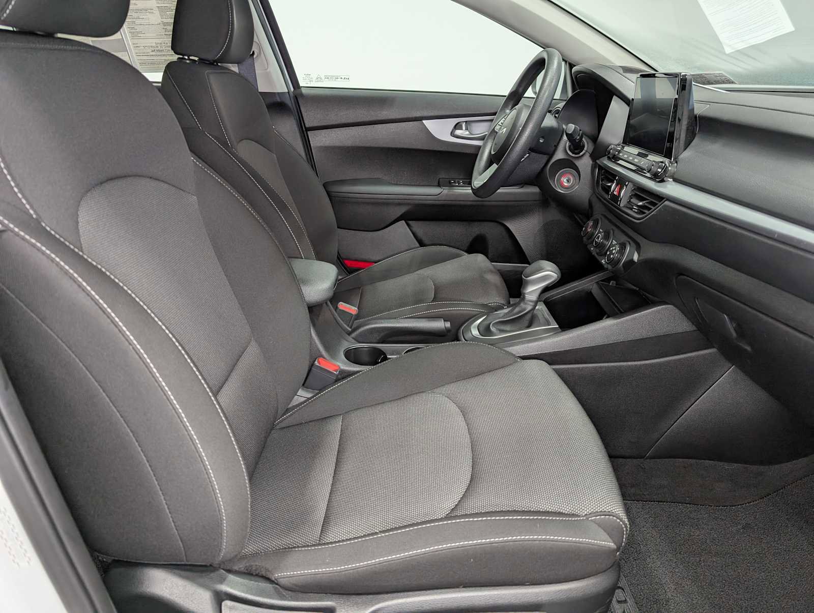 Certified 2023 Kia Forte LXS FWD image 38