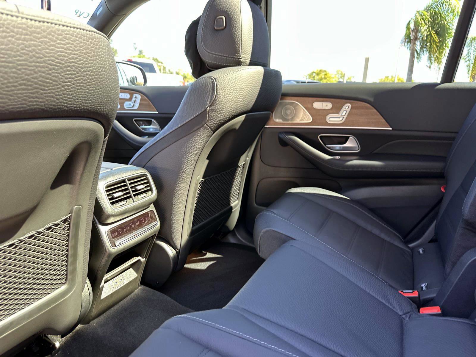 Certified 2025 Mercedes-Benz GLS 450 4MATIC image 14