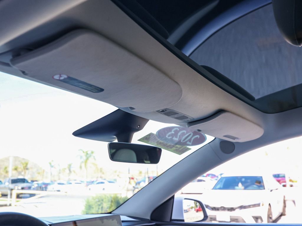 Used 2023 Tesla Model Y Long Range image 13