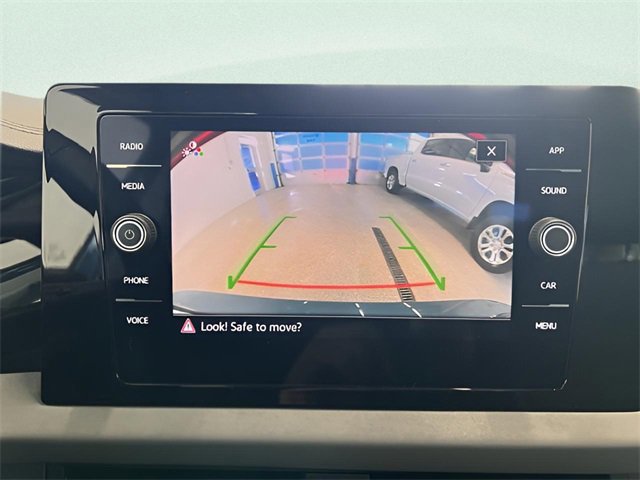 Used 2025 Volkswagen Jetta SE image 25