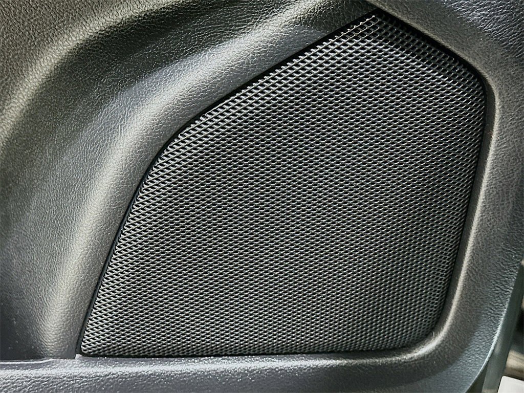 Used 2022 Ford Edge SE w/ Black Appearance Package image 18