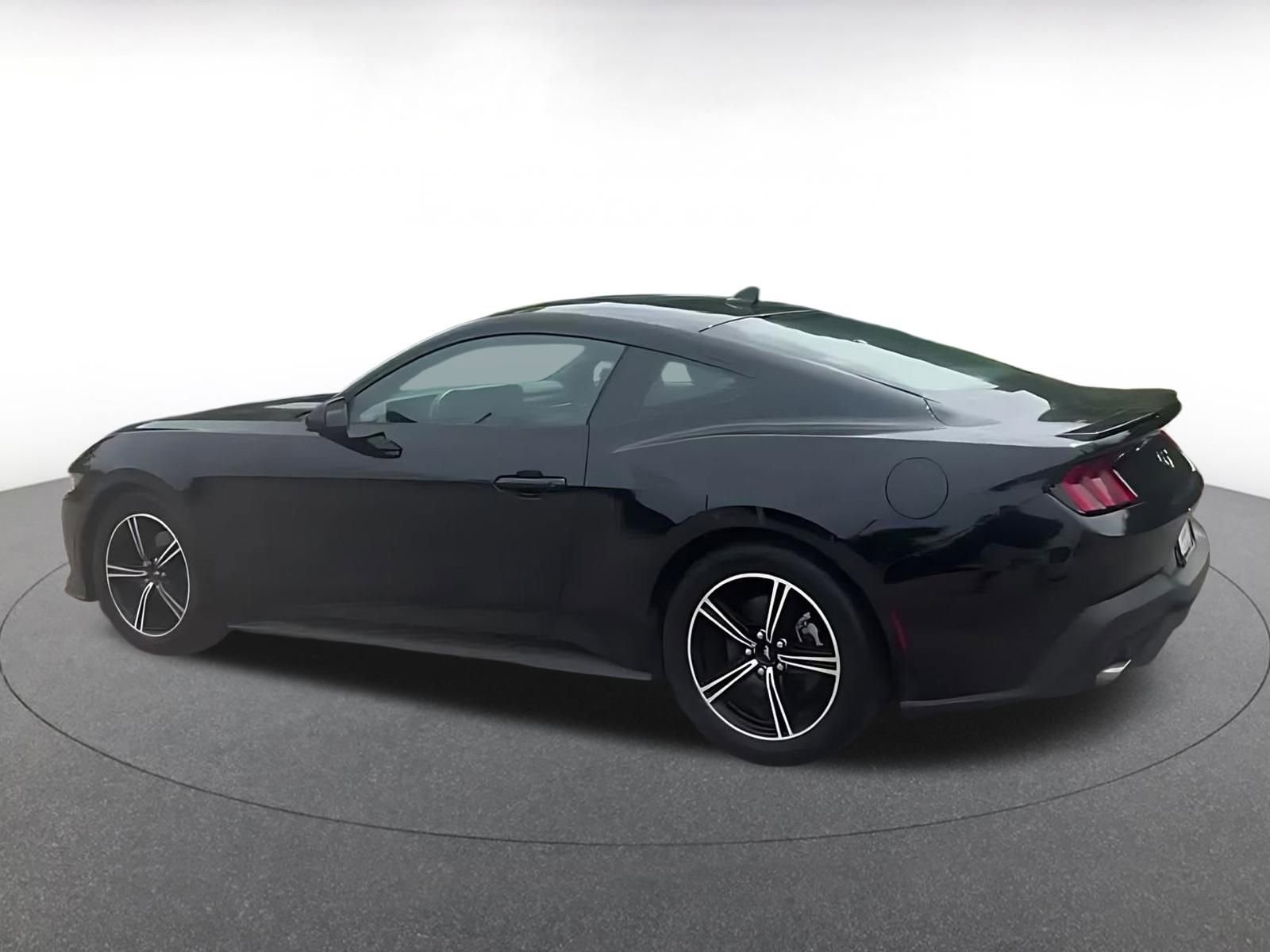 Used 2024 Ford Mustang Premium image 16
