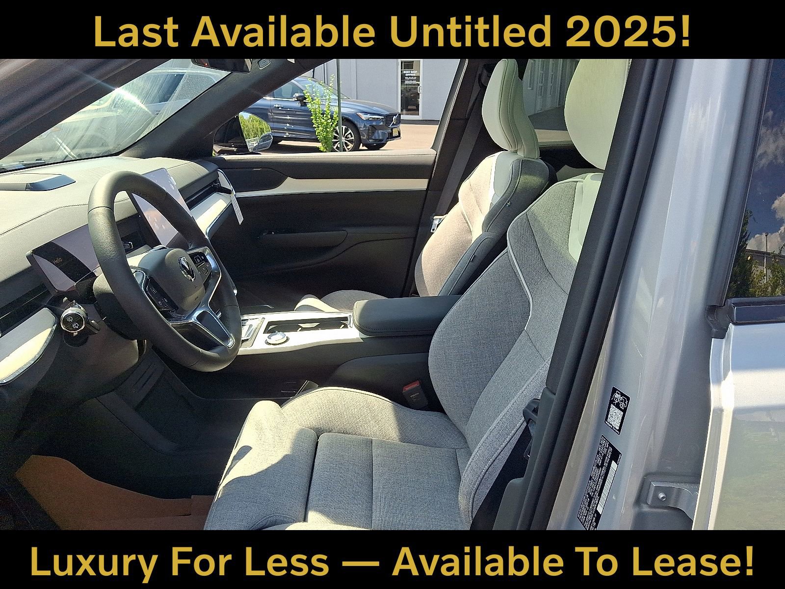Certified 2025 Volvo EX90 Ultra AWD/4WD image 13
