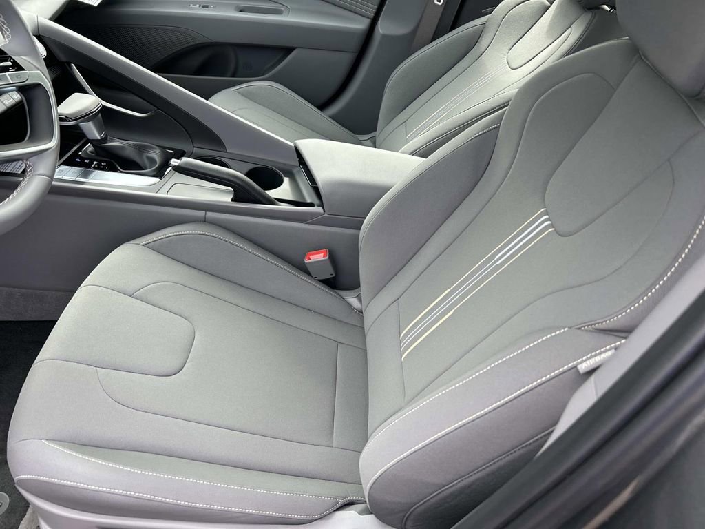 New 2026 Hyundai Elantra Sport image 13
