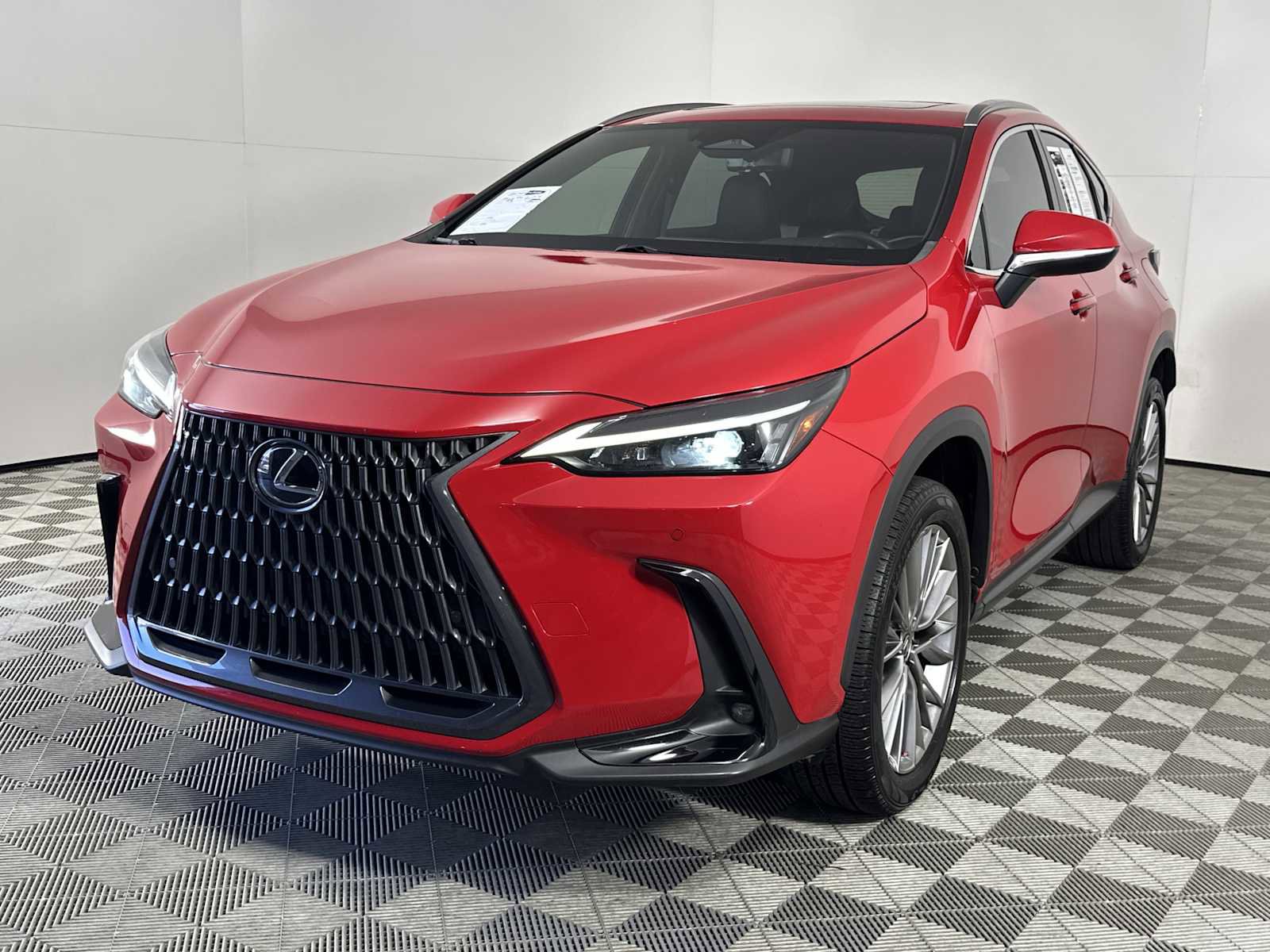 Used 2022 Lexus NX 350 AWD image 4