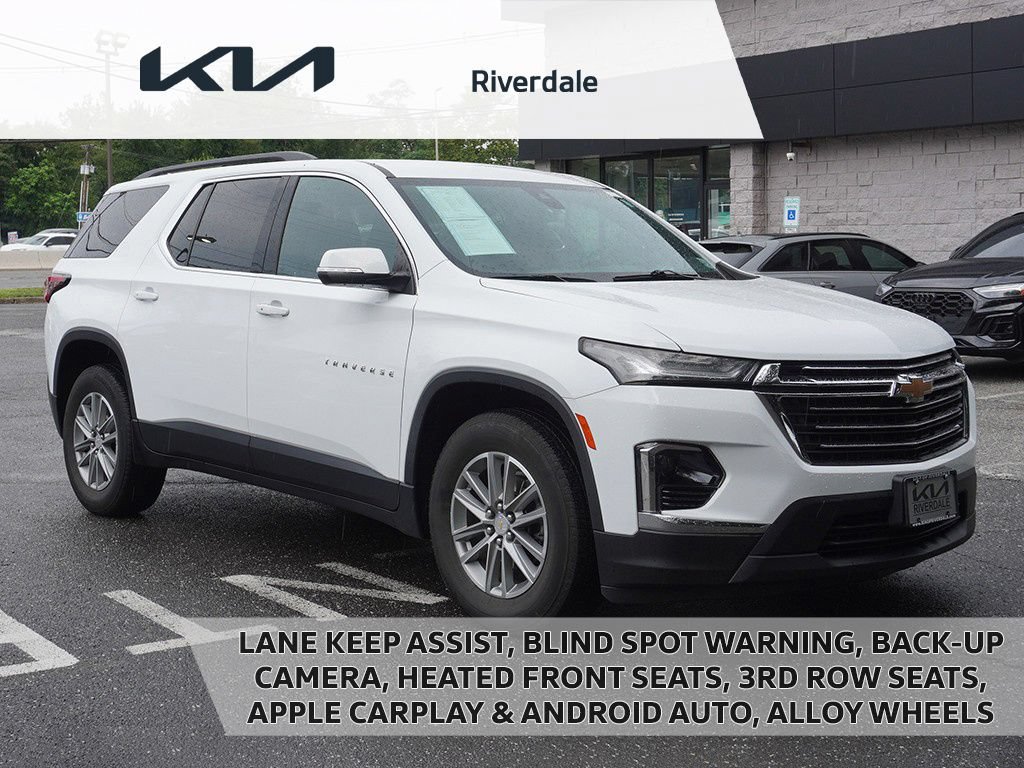 Used 2023 Chevrolet Traverse LT AWD/4WD image 1