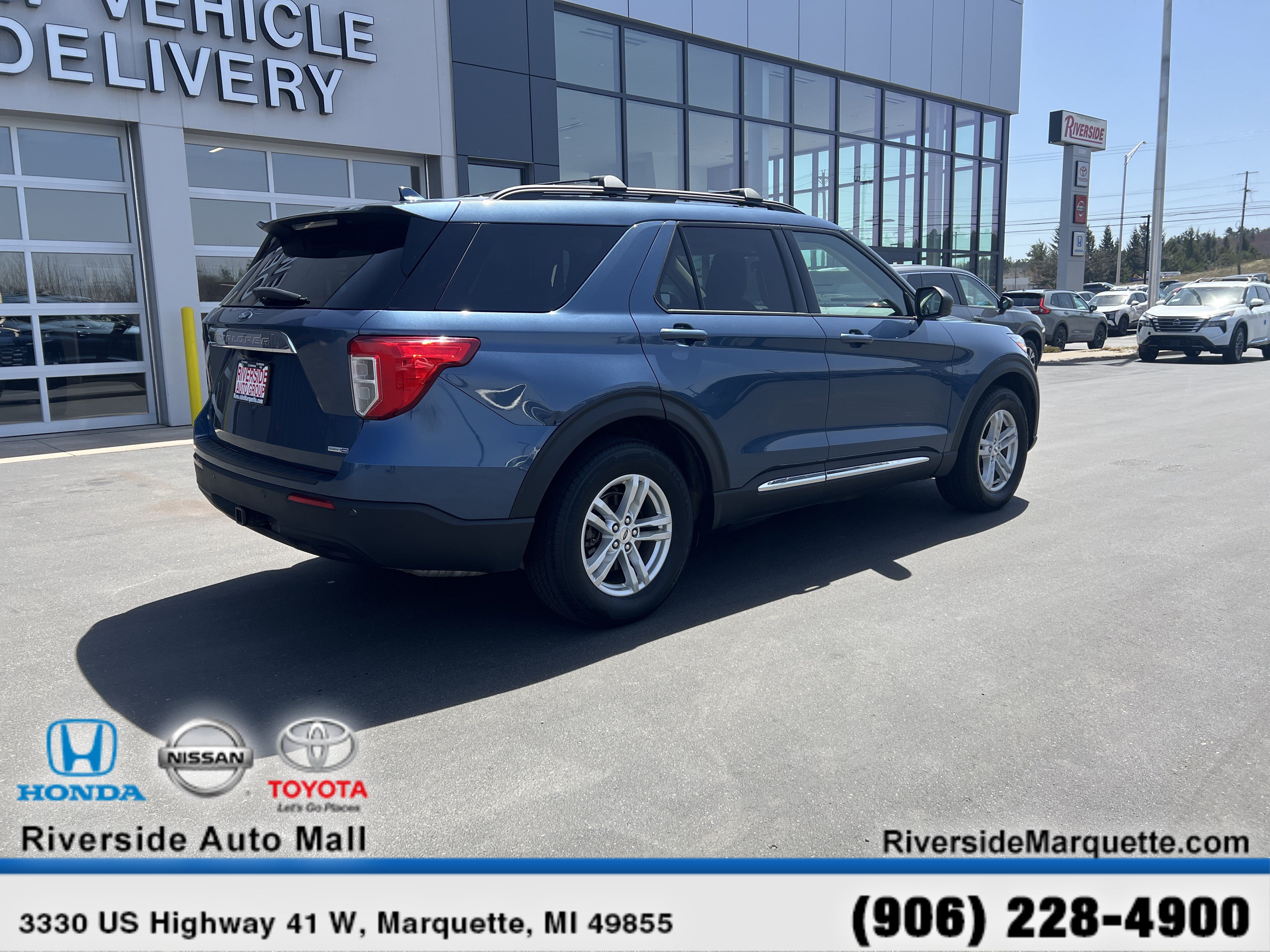Used 2020 Ford Explorer XLT w/ Class III Trailer Tow Package AWD/4WD image 9