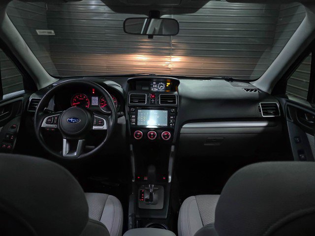Used 2018 Subaru Forester 2.5i Premium w/ All-Weather Package AWD/4WD image 11