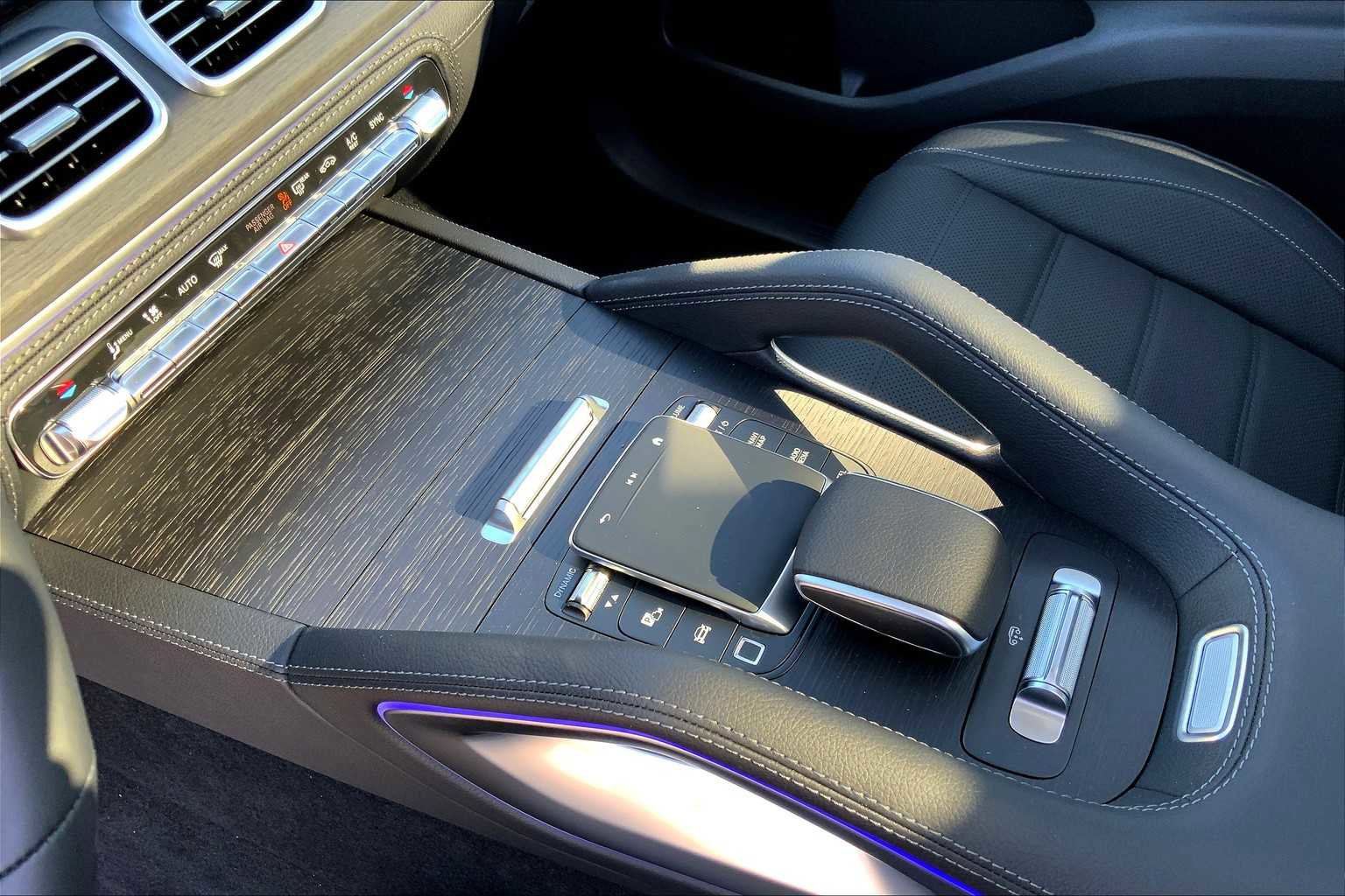 New 2026 Mercedes-Benz GLS 450 4MATIC image 7