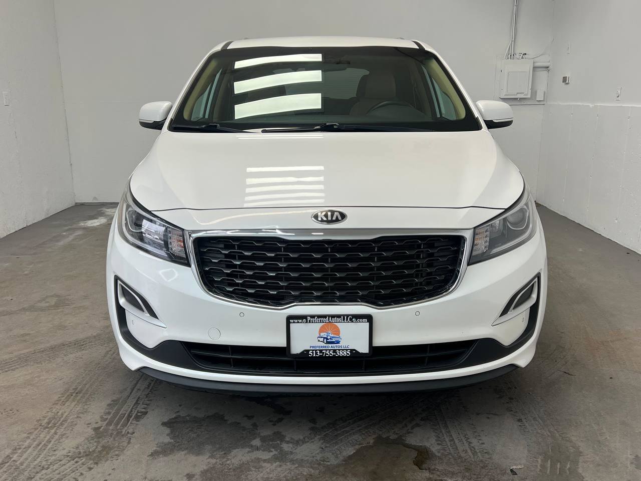 Used 2019 Kia Sedona EX image 2