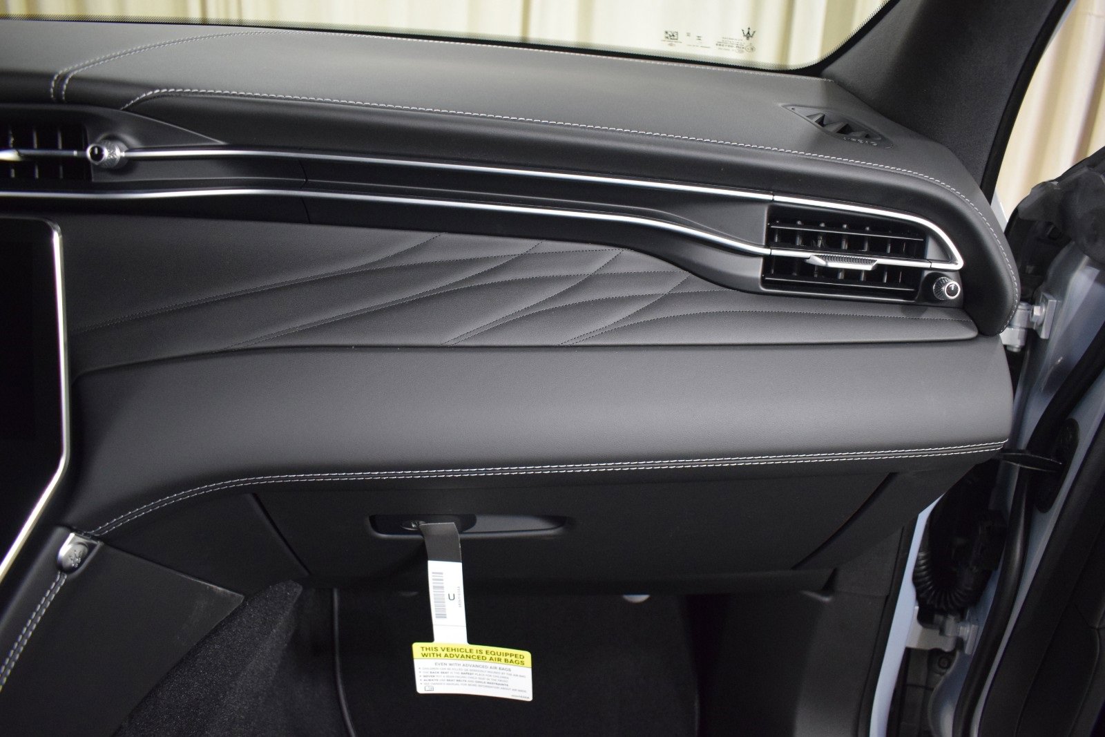 New 2025 Maserati Grecale Modena image 24