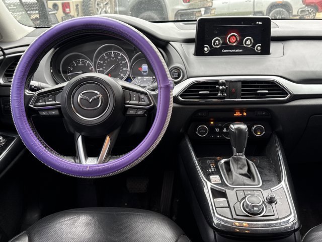 Used 2018 MAZDA CX-9 Touring FWD image 5