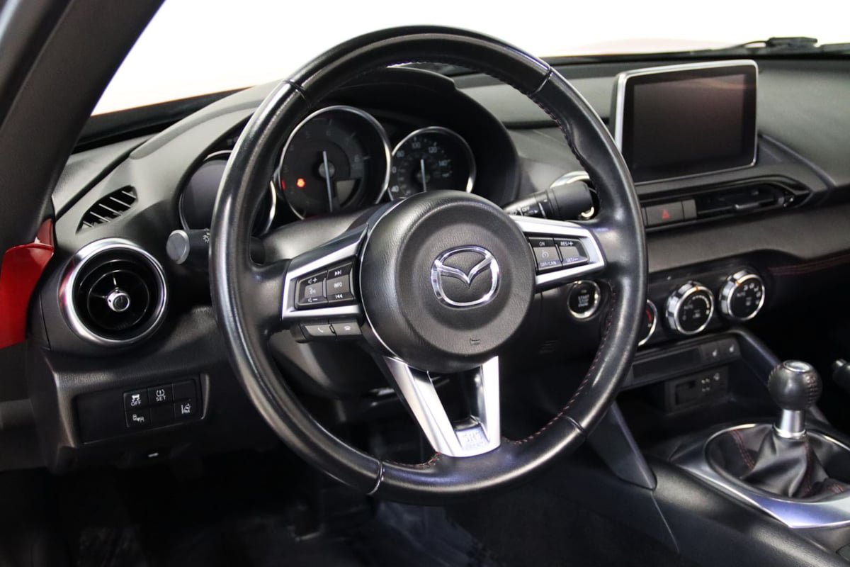 Used 2016 MAZDA MX-5 Miata Grand Touring RWD image 55