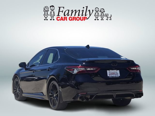 Used 2023 Toyota Camry XSE FWD image 3