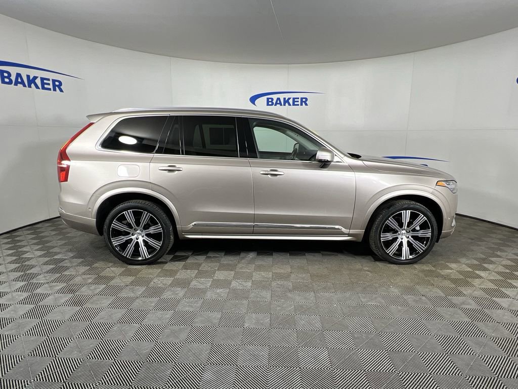 Used 2023 Volvo XC90 B6 Ultimate AWD/4WD image 10