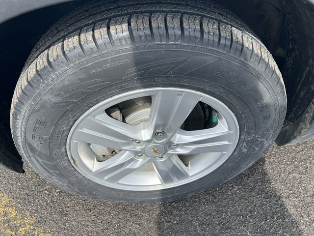 Used 2019 Chevrolet Trax LT w/ LT Convenience Package image 12