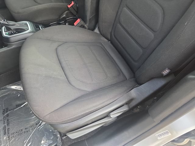 Used 2019 Jeep Renegade Latitude AWD/4WD image 29