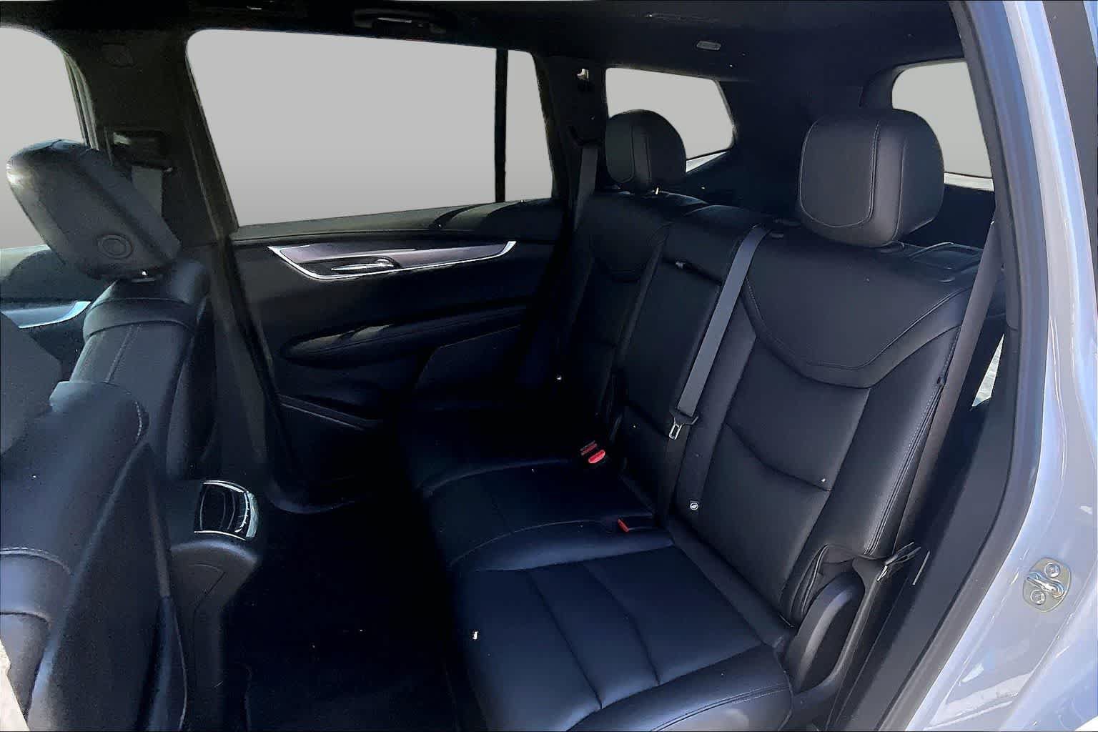 Used 2024 Cadillac XT6 Luxury FWD image 20