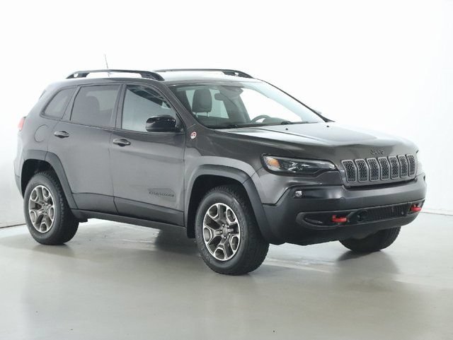 Used 2022 Jeep Cherokee Trailhawk w/ Comfort/Convenience Group AWD/4WD image 9