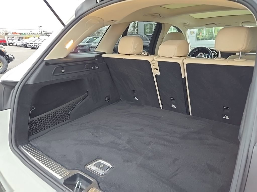 Used 2021 Mercedes-Benz GLC 300 GLC 300 image 13