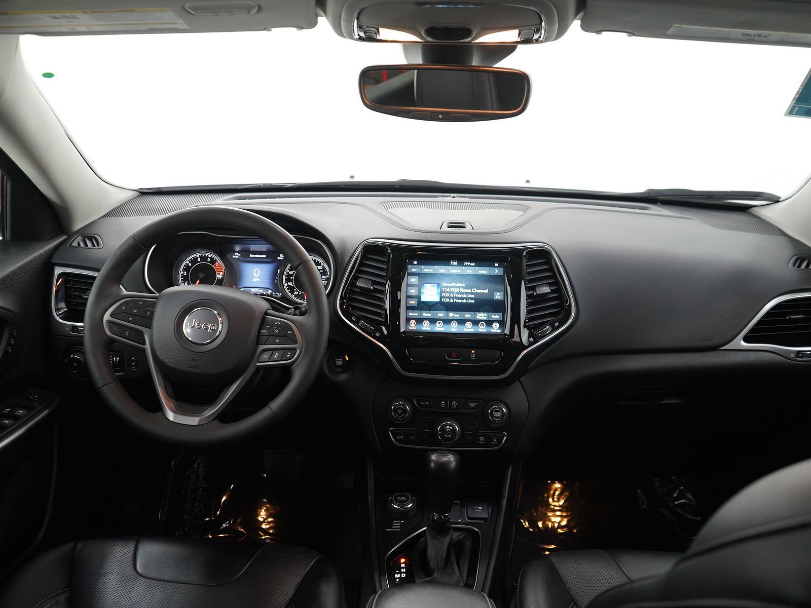 Used 2022 Jeep Cherokee Limited AWD/4WD image 11