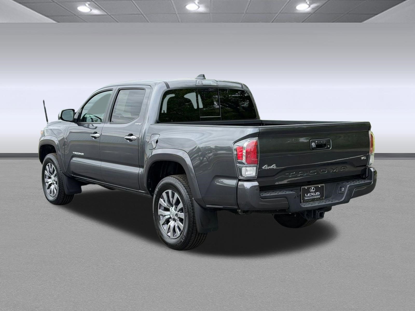 Used 2021 Toyota Tacoma Limited AWD/4WD image 3