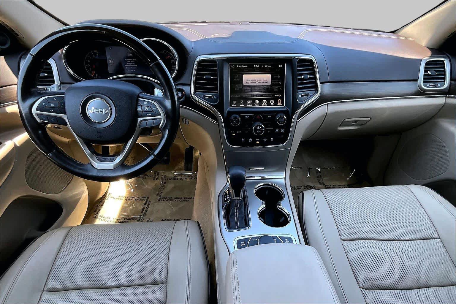 Used 2017 Jeep Grand Cherokee Overland AWD/4WD image 16