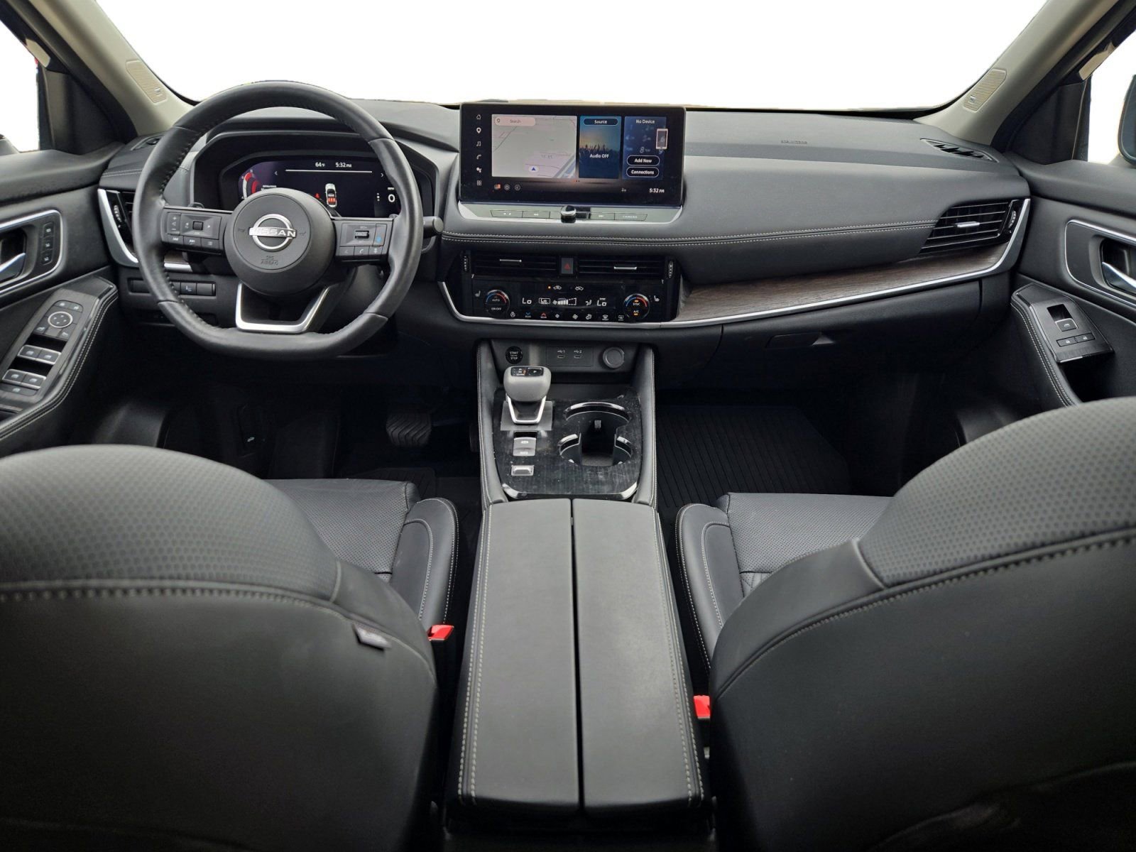 Used 2024 Nissan Rogue Platinum w/ Platinum Premium Package image 10