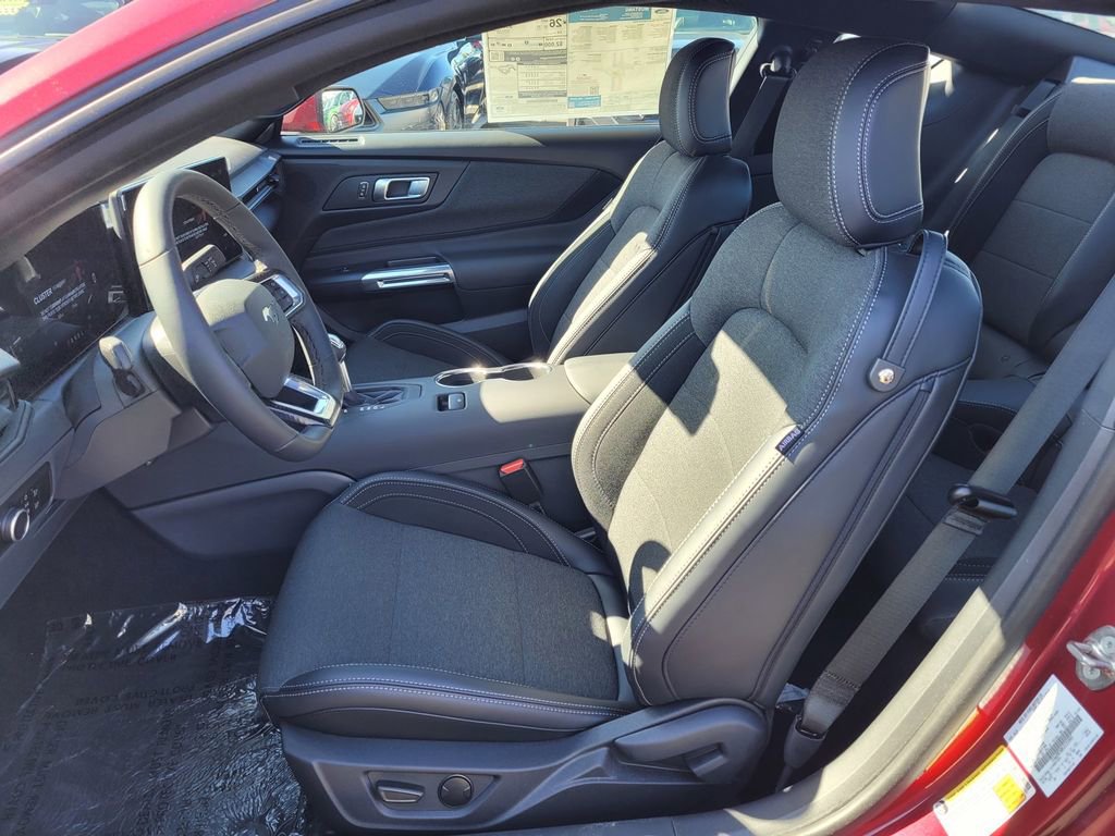 New 2025 Ford Mustang Coupe image 39