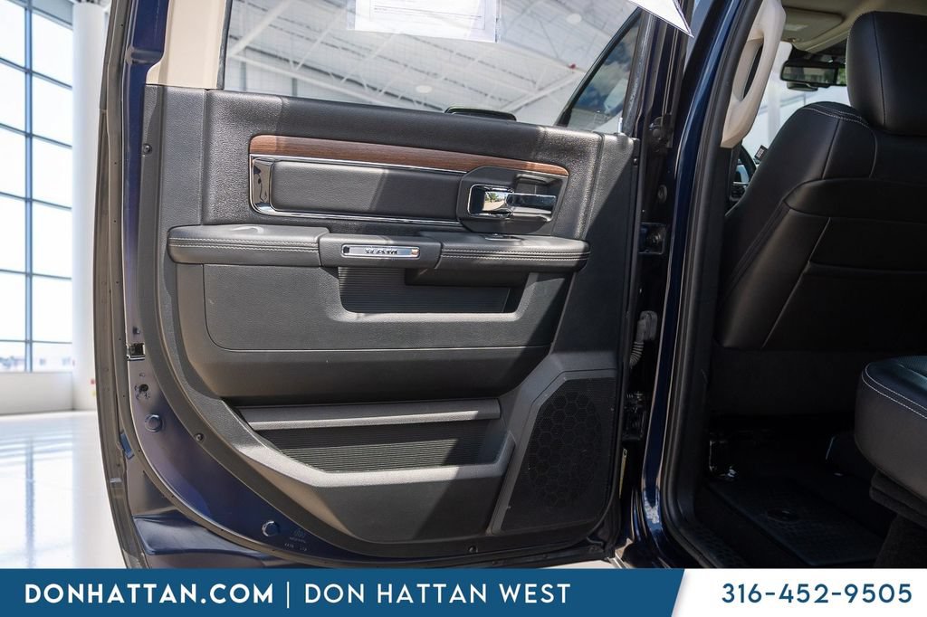 Used 2016 RAM 1500 Laramie AWD/4WD image 19