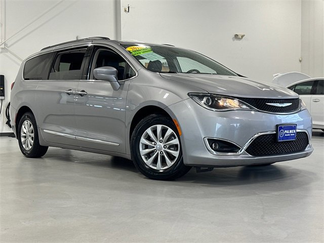 Used 2017 Chrysler Pacifica Touring-L