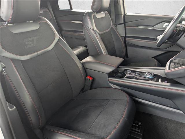 Used 2025 Ford Explorer ST image 25