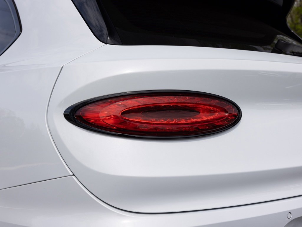 Used 2023 Bentley Bentayga image 50