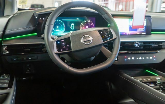 Certified 2025 Nissan Murano SL AWD/4WD image 15