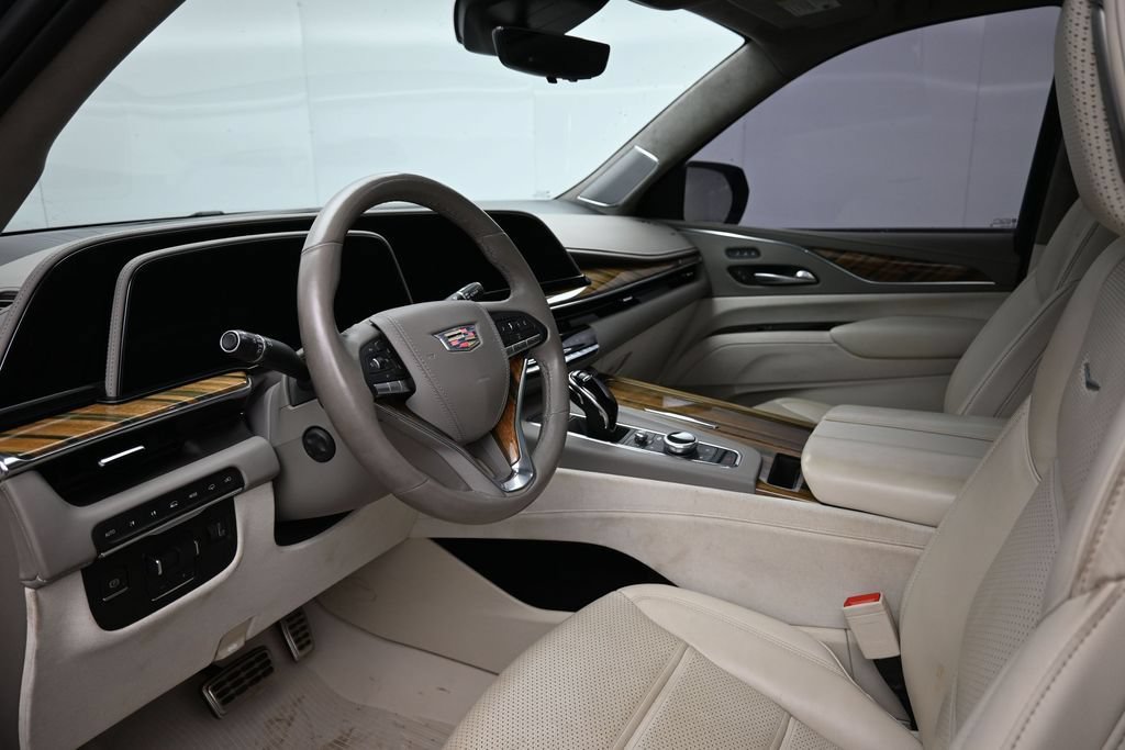 Used 2023 Cadillac Escalade ESV Sport Platinum w/ LPO, ONYX Package AWD/4WD image 20