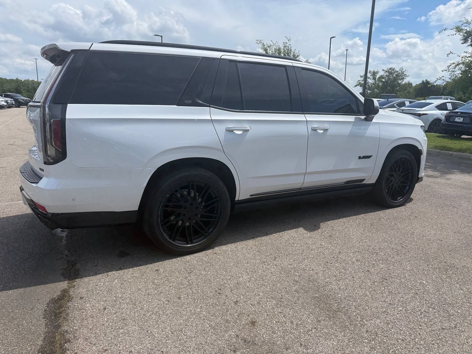 Used 2024 Cadillac Escalade V AWD/4WD image 5